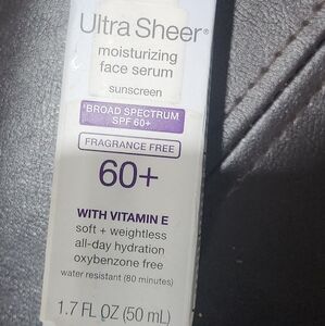 NEW Ultra Sheer Moisturizing Face Serum SPF 60+